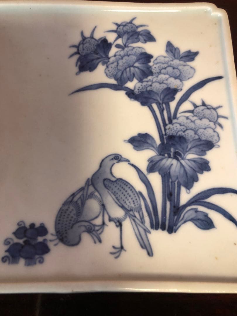 藍九谷もしくは藍鍋島の花鳥文隅入染付角皿5客桐箱入 - メルカリ