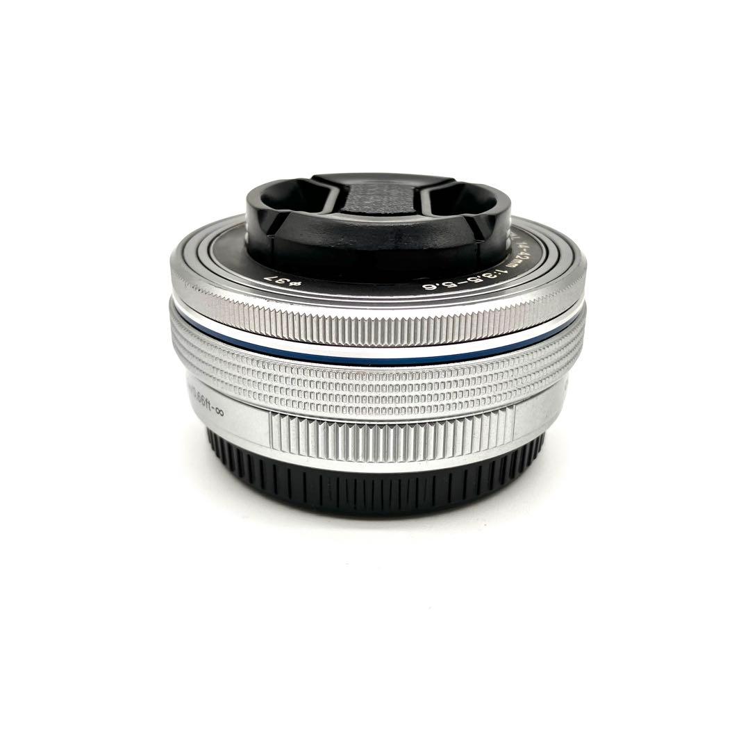 電動パンケーキレンズ　OLYMPUS 14-42mm F3.5-5.6 シルバー