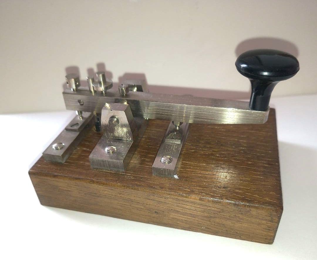 (美品)HI・MOUND ハイモンド・エレクトロ社　逓信型甲種単流電鍵(復刻品 美品)HI・MOUND ハイモンド・エレクトロ社 逓信型甲種単流電鍵(復刻品