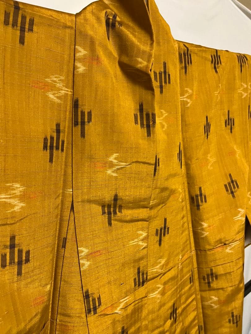 超絶逸品】○沖縄県伝統工芸品○【琉球絣】○天然染料○手引真綿○紬