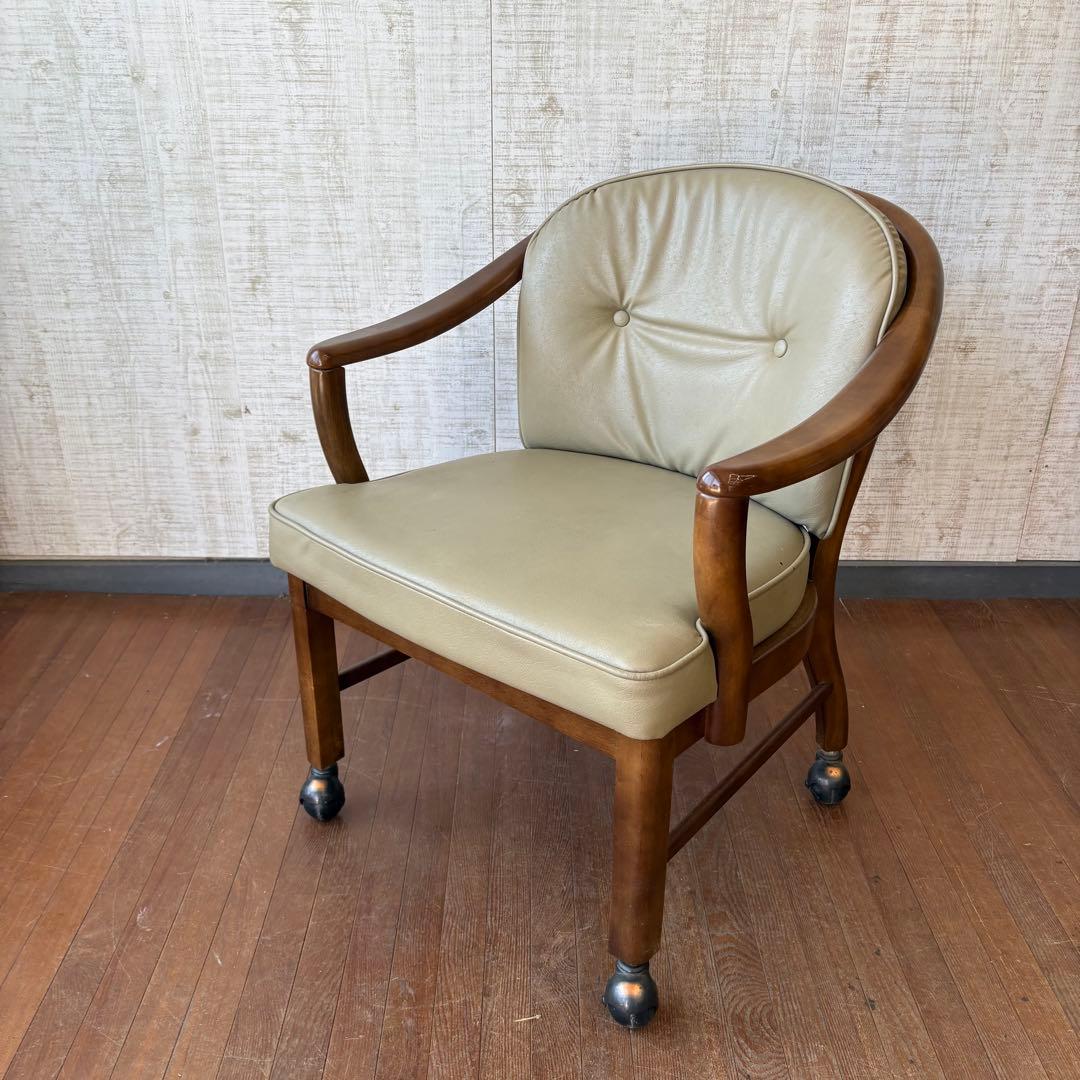 ④ カリモク 木製アームチェア キャスター付 ダイニングチェア 応接