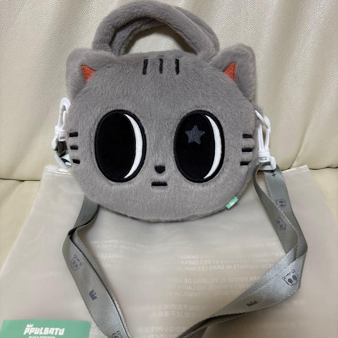 TOMORROW X TOGETHER プルバトゥ ダゴニャン クロスバッグ - メルカリ