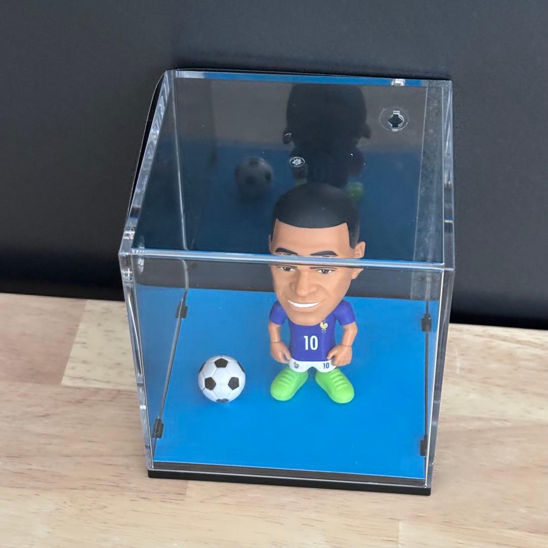 エムバペ】フランス代表 ZURU FIFA BALLERS フィギュア - メルカリ