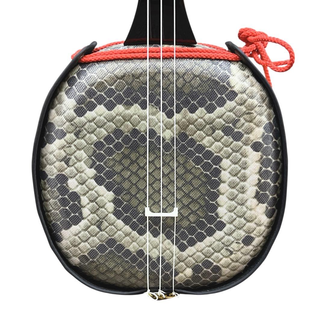 沖縄三線 三味線 人工革 合皮 ヘビ柄 ソフトケース付 民族楽器 弦楽器