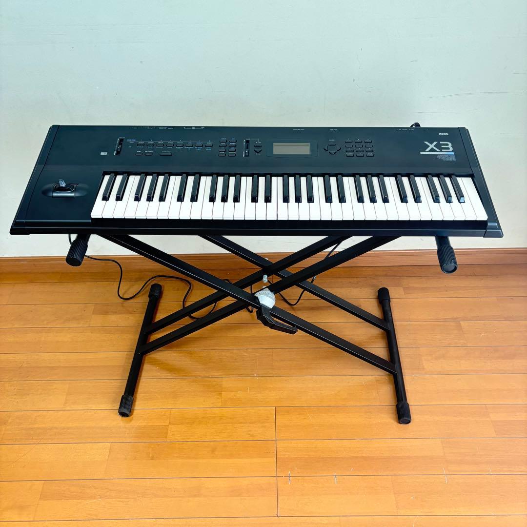 美品•音出し確認済み】KORGコルグ シンセサイザー ワークステーション