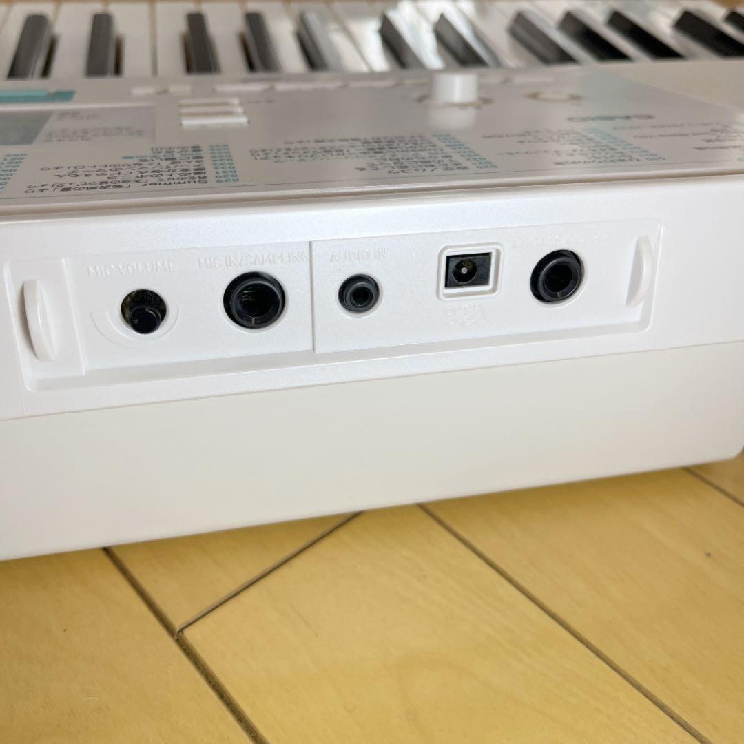 CASIO LK-223光ナビゲーションキーボード動作確認済 電子ピアノカシオ