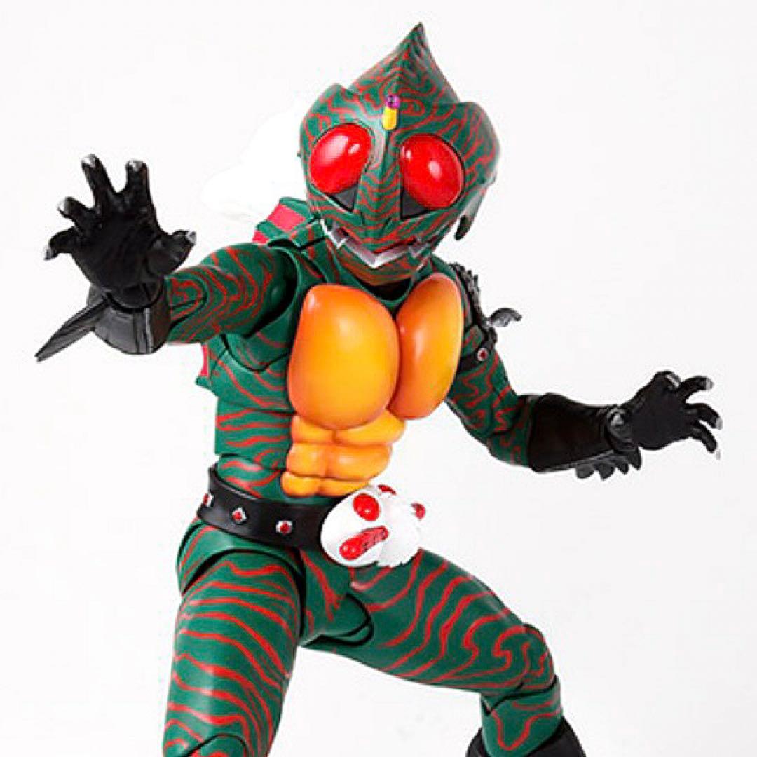 S.H.Figuarts（真骨彫製法） 仮面ライダーアマゾン - メルカリ