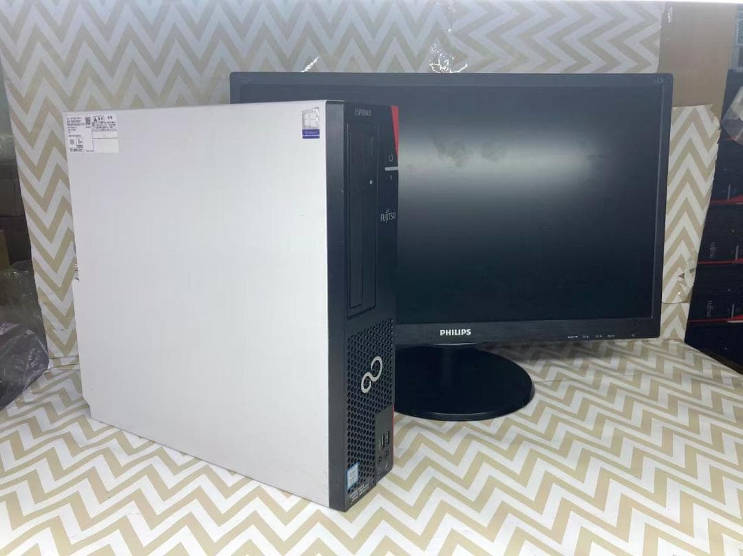 ESPRIMO D588 i5 第9世代 8GB 512GB モニター別売り - メルカリ