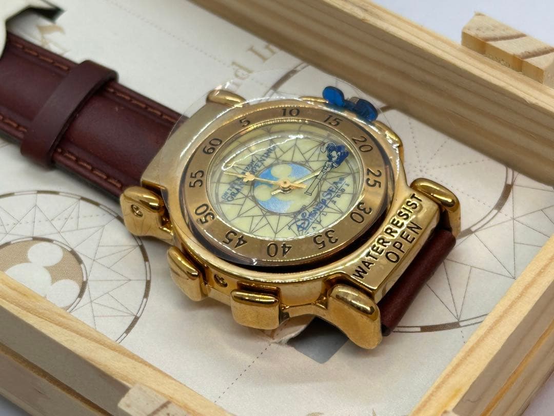 《希少品》TDS 東京ディズニーシー　グランドオープン　FALL2001 腕時計