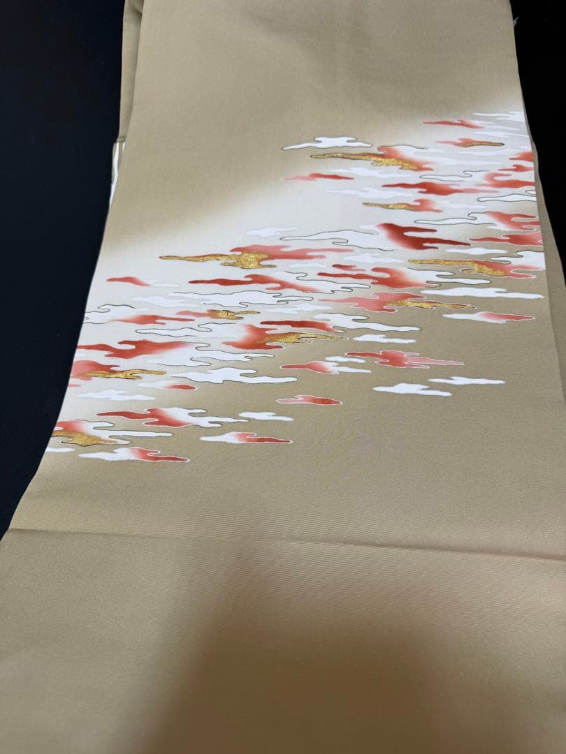 銘品新品】京都老舗銘店「ゑり善」高級塩瀬帯 ベージュ色「褄霞文様