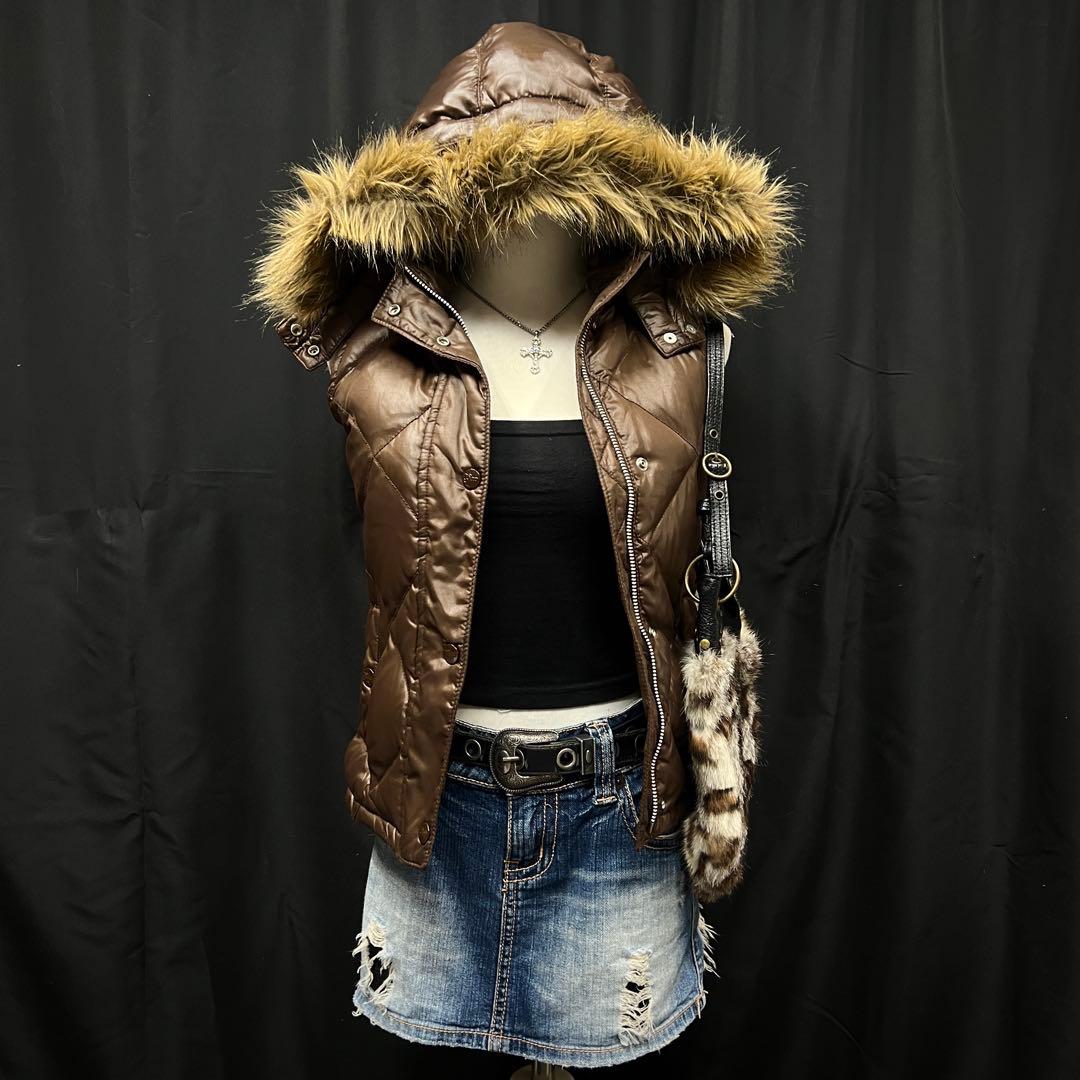 平成ギャル y2k ファー付き ダウンベスト フード ブラウン 短丈 - メルカリ