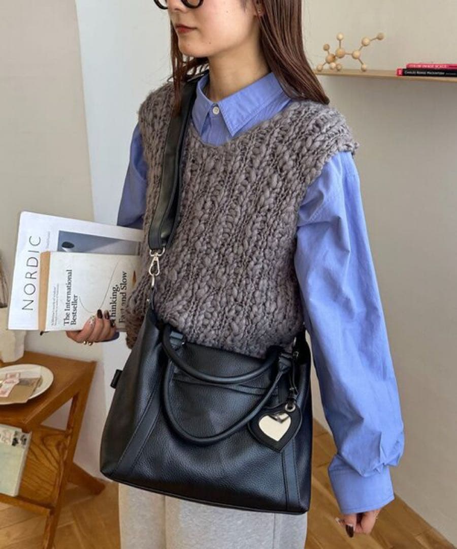 新品 Discoat ディスコート ミラーチャーム付ソフトボストンバッグ 黒