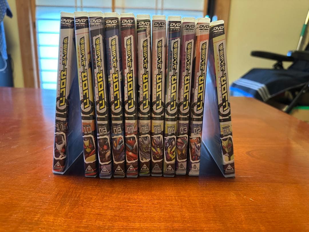仮面ライダーゼロワン　DVDまとめ売り Amazon.co.jp: 仮面ライダー ゼロワン [レンタル落ち] 全11巻セット