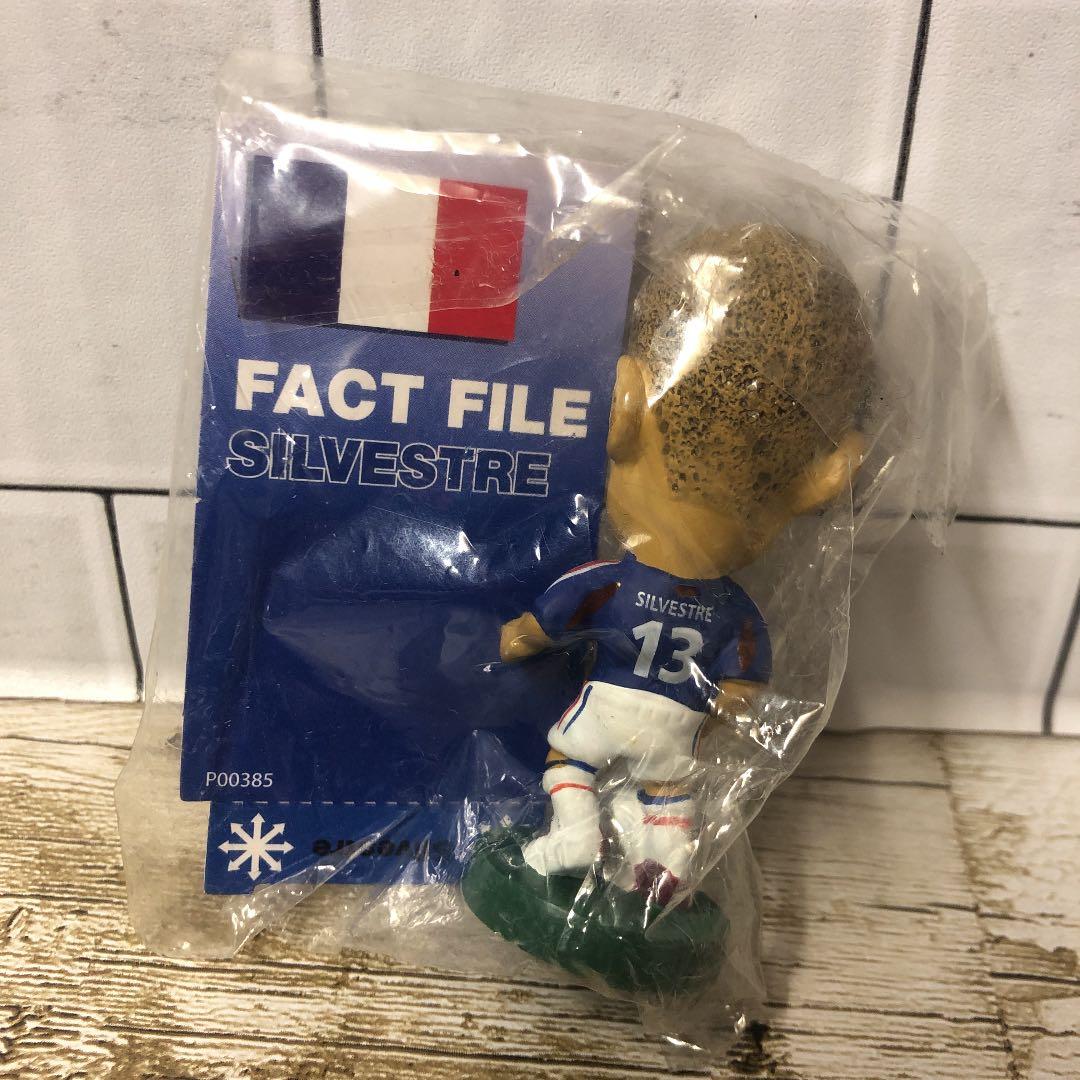 351☆サッカー☆mikael silvestre☆prostars☆フィギュア - メルカリ