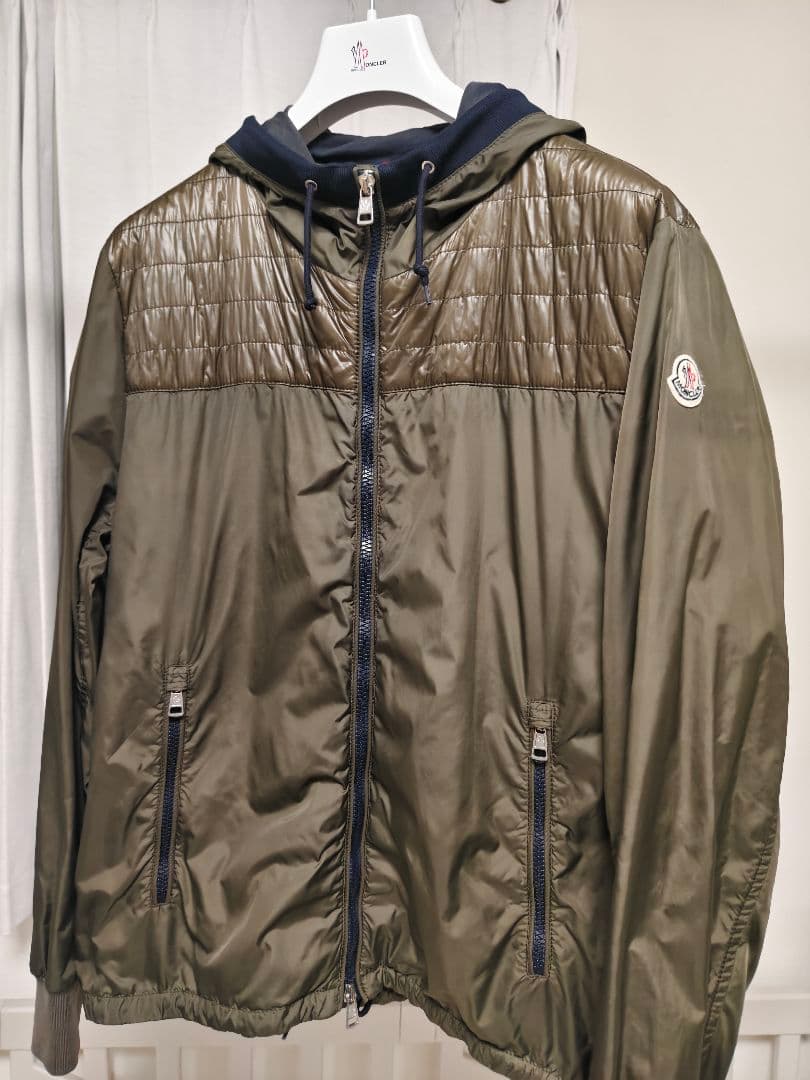 MONCLER フード付きナイロンジャケット オリーブ サイズ4 - メルカリ