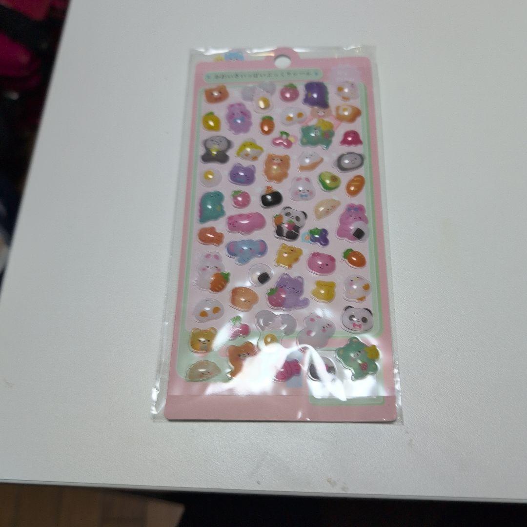 カラフルキャラクターシール10シートセット - メルカリ