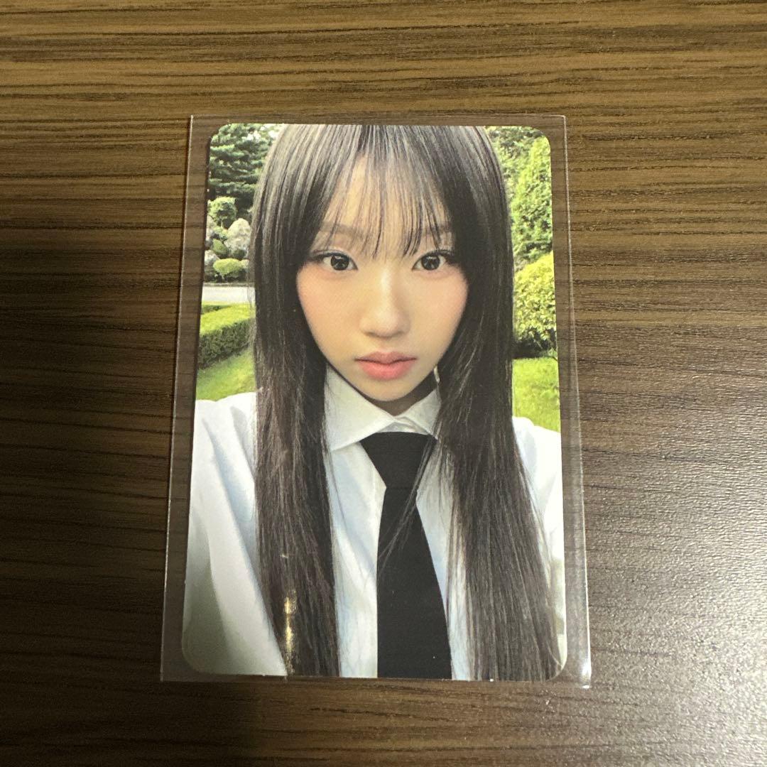 公式】izna ジョンウン トレカ - メルカリ