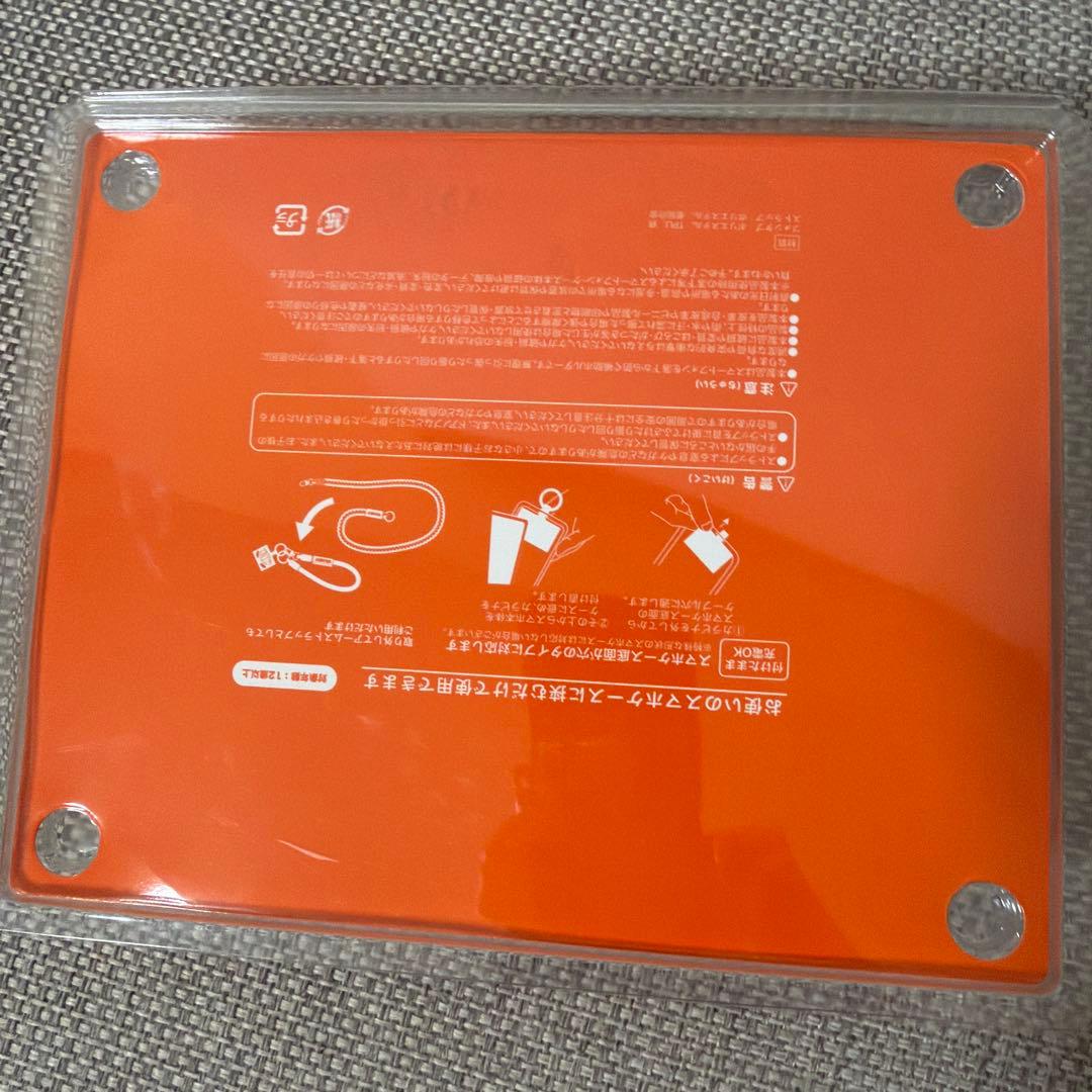 Vaundy Phone tab & strap “SILENCE” - メルカリ