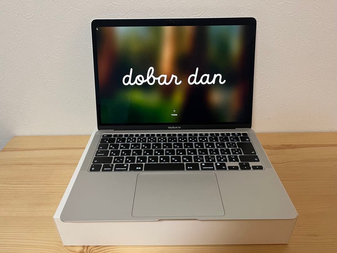 美品MacBook Air （M1 2020) 16GB/512GB Amazon.co.jp: 【整備済み品】Apple MacBook Air M1 2020(13インチAir