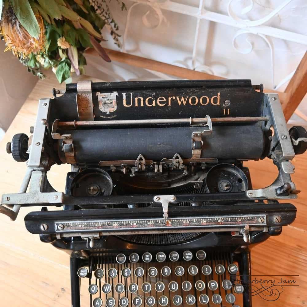 L3705-20 英国アンティーク UNDERWOOD タイプライター 店舗什器 - メルカリ