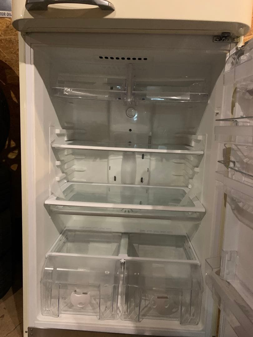 SMEG（スメッグ）社製冷凍冷蔵庫 クリーム 100V FAB50P 右開き - メルカリ