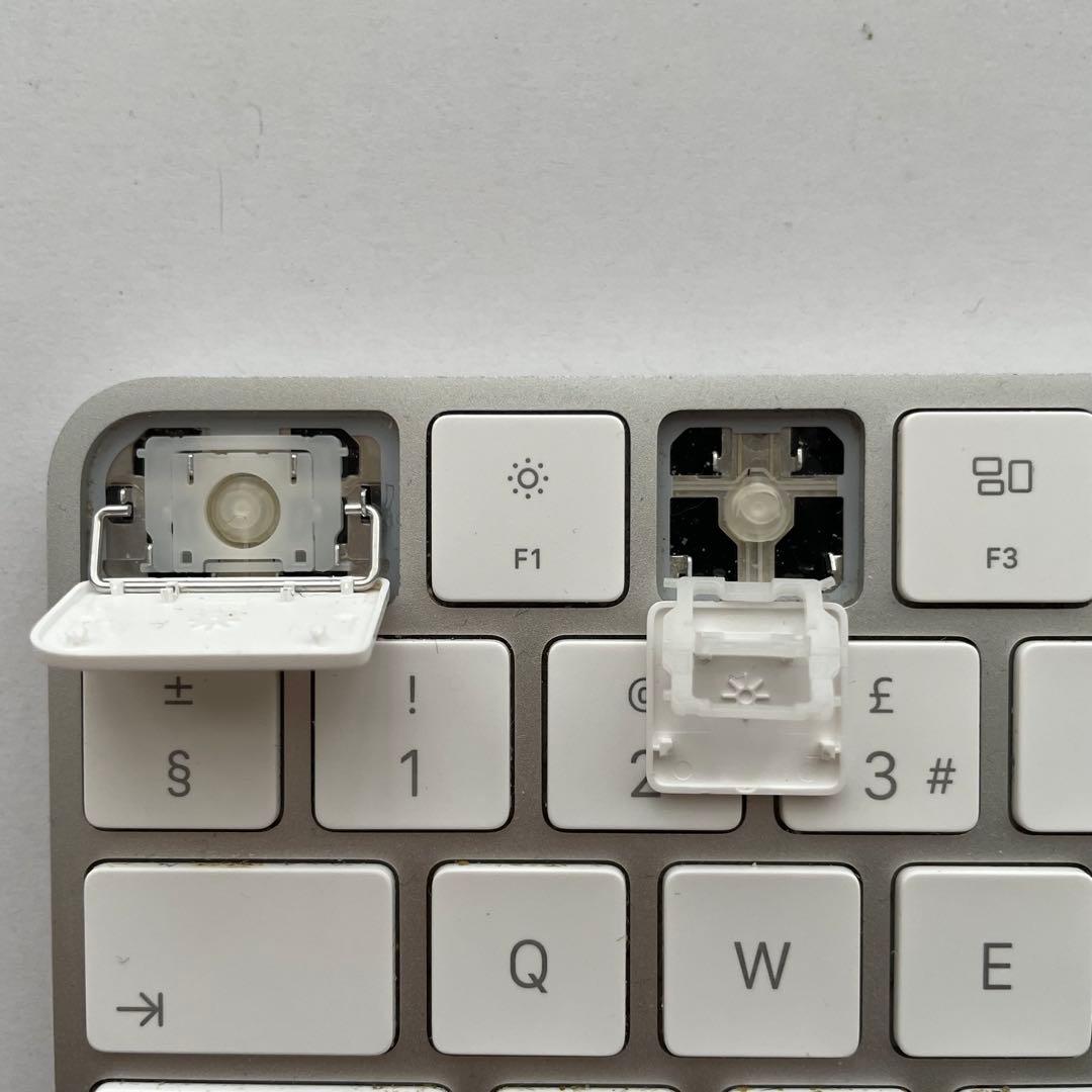 ジャンク】Apple Magic keyboard UK配列