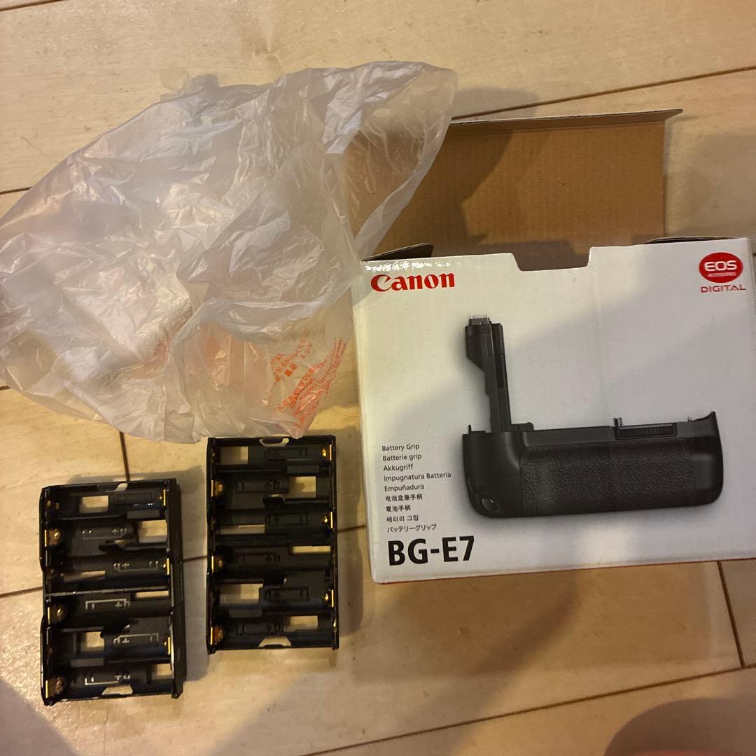Canon EOS 7D バッテリーグリップ セット ショット数18089回 - メルカリ