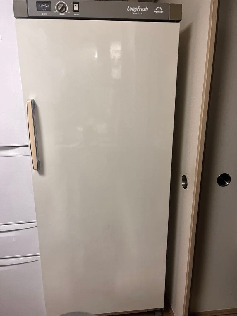 フォルスター ワインセラー ロングフレッシュ ST-AF270(A) - メルカリ