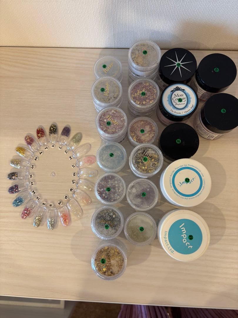 アクリルパウダー　まとめ売り　グリッターパウダー　ミラージュ ミスミラージュ アクリルパウダー 7g 48個セット 新品未使用 カラー