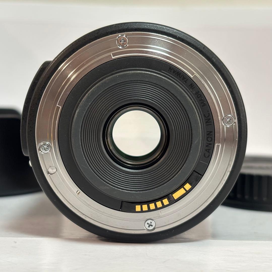 【美品】Canon EF-S 18-135mm F3.5-5.6 IS STM
