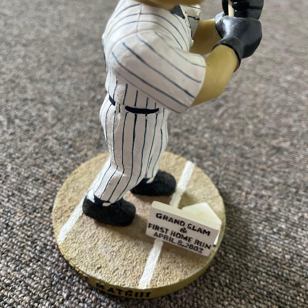 ニューヨーク・ヤンキース 松井秀喜 ボブルヘッド人形 - メルカリ