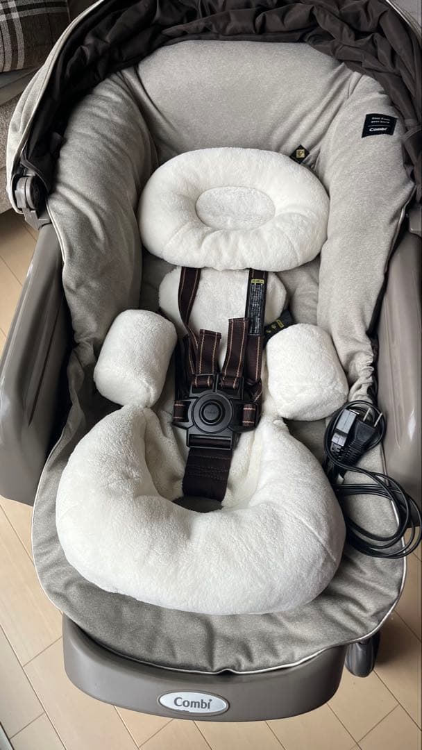 コンビ　ネムリラ AT　BEDi　おやすみドーム　EG　電動モデル コンビ ホワイトレーベル ネムリラ AUTO SWING BEDi おやすみドーム EG