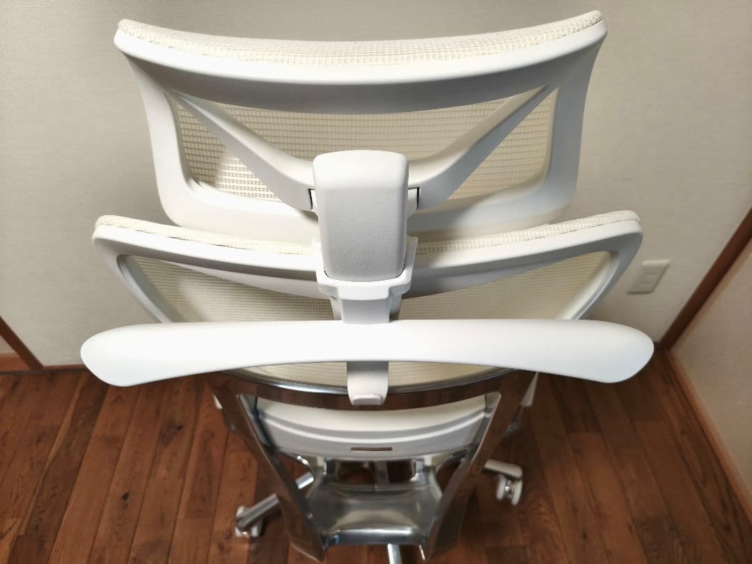 ゆうさん様専用【極美品】超人気品 COFO Chair Premium ホワイト