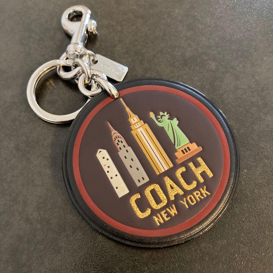 COACH ニューヨーク キーホルダー 新品箱入 COACH x MLBコラボ レザー