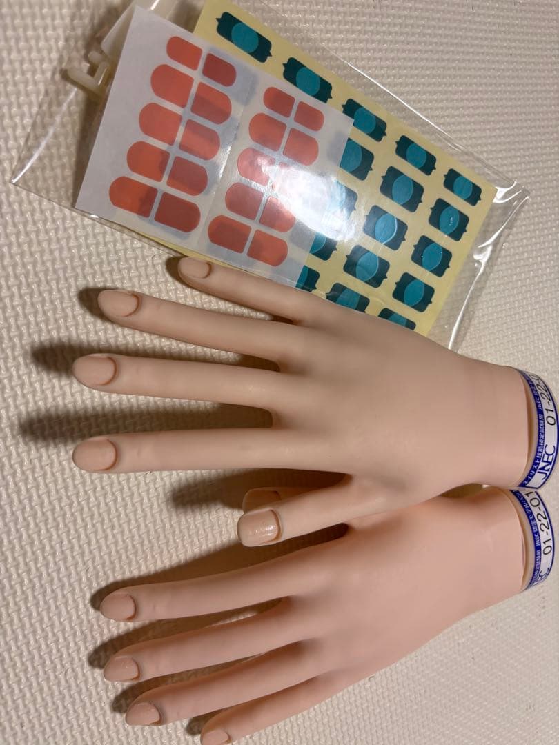 【一度のみ使用】　ネイリスト技能検定試験用　JNEC認定モデルハンド　セット STモデルハンド セット（JNEC 第1期認定モデルハンド）の卸・通販