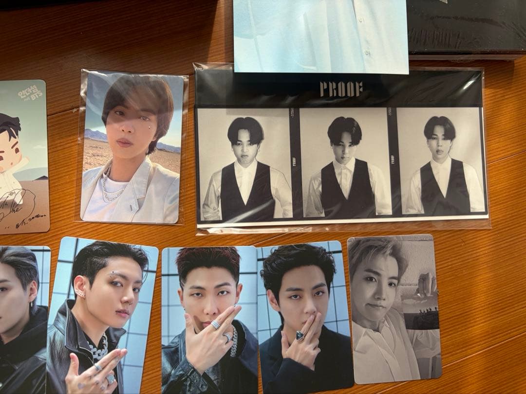 Weverse特典】ジン ジミン Ploof2形態セット ポスター付 - メルカリ