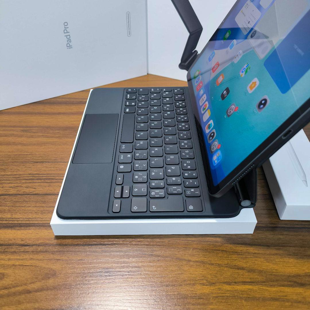 iPad Pro 11 第2世代 Magic Keyboard Pencil - メルカリ