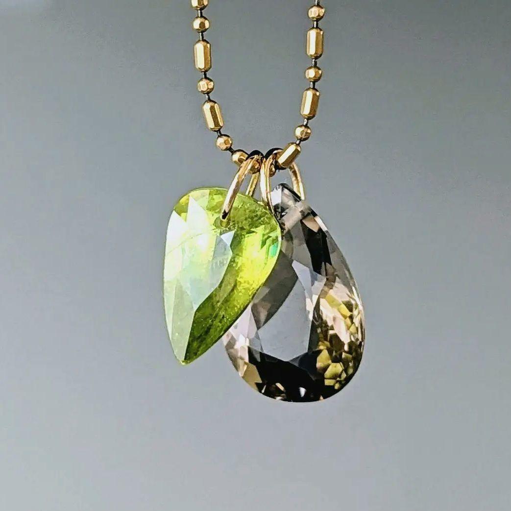 ♢みどりかわ♢K18 スフェーン ＆ スモーキークォーツ セットチャーム CONNECT WITH LOVE CHARM(L)(1ZC0762)K18 チャーム｜スタージュエリー