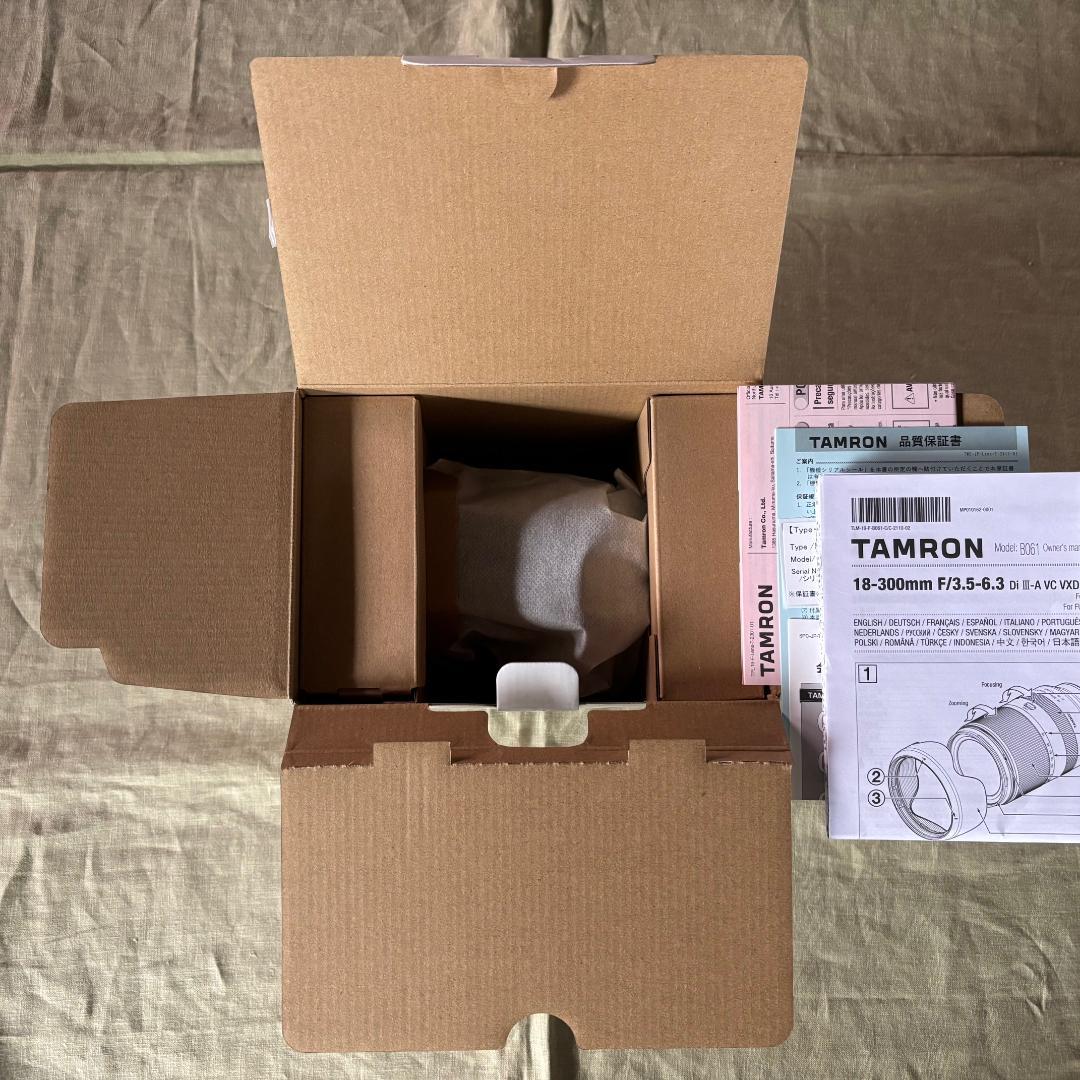 新品TAMRON 18-300mm F/3.5-6.3 B061ソニーE用レンズ
