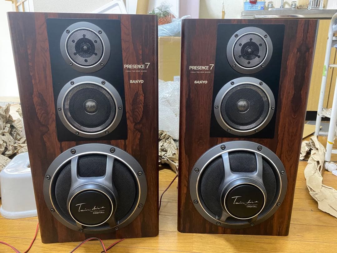 Sanyo PRESENCE 7 - メルカリ