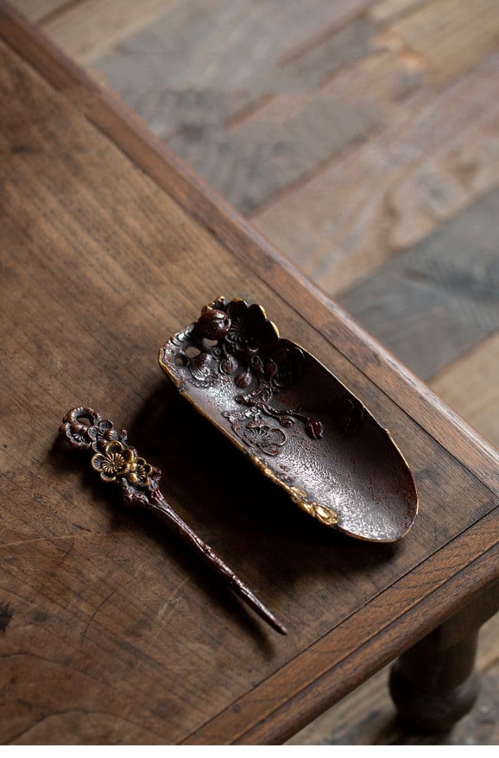 梅の花の手浮彫り茶則 茶杓 新品未使用 茶道具