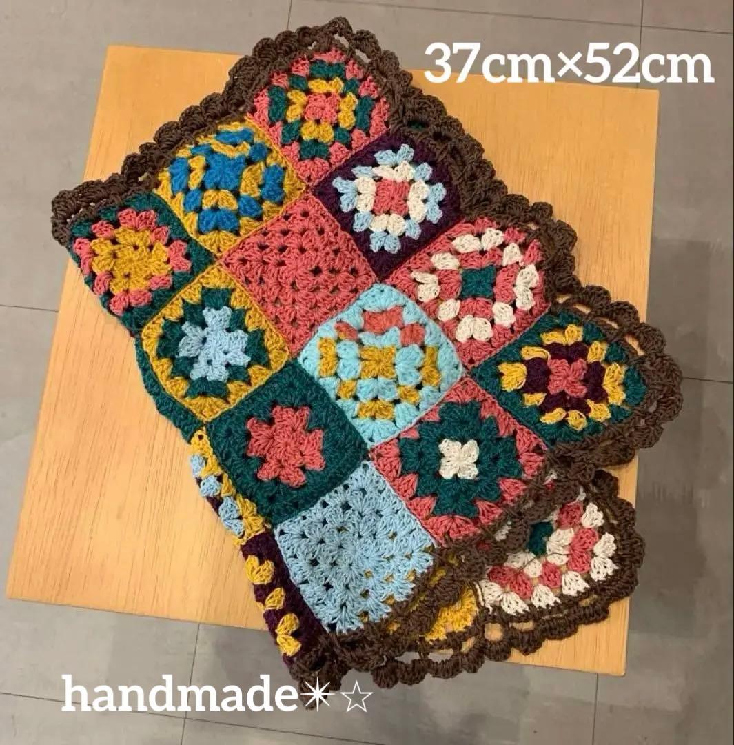 ♡モチーフ編みのマルチカバー かご目隠し グラニースクエア 手編み