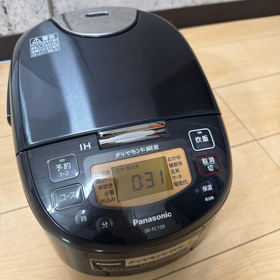 Panasonic IH炊飯器 SR-FC109 ブラック 2019年 - メルカリ