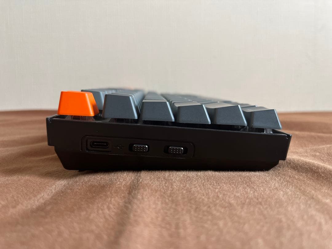 美品】Keychron K8 赤軸 & 純正ウッドパームレスト セット - メルカリ