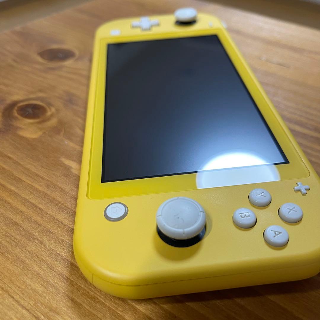 新品充電器付き】Nintendo Switch Lite イエロー 本体 - メルカリ