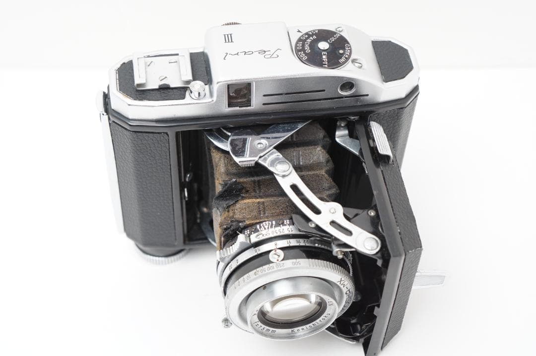 ジャンク扱い Konica Pearl Ⅲ フィルムカメラ 120フィルム 蛇腹