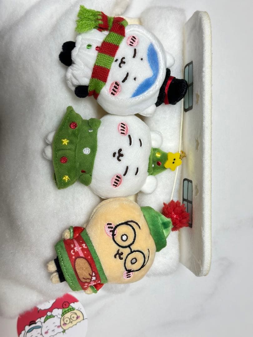 ちいかわ ハッピーホリデー おやすみベッドと繋がるマスコットセット 2