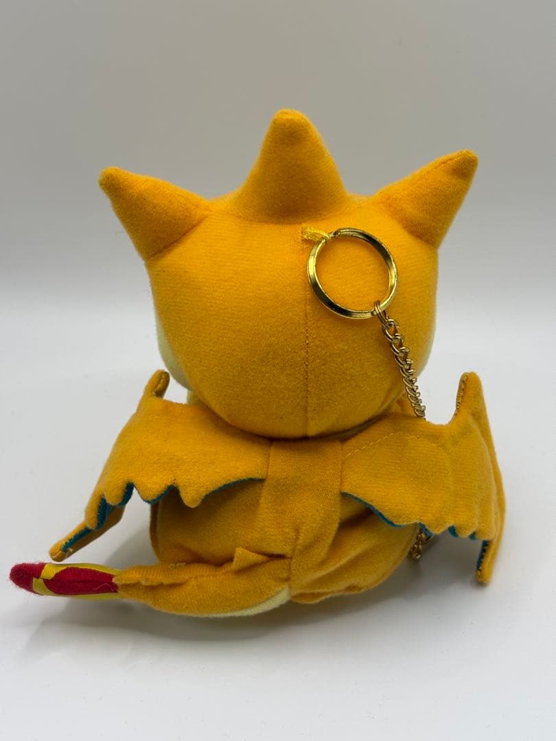 ポケモンセンターメガトウキョーのピカチュウ メガリザードンYポンチョ