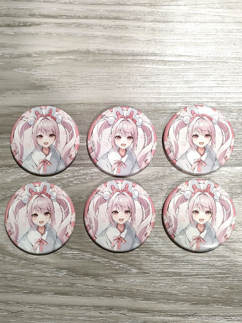 勝利の女神 NIKKE 春探しの旅 渋谷 限定 缶バッジ アリス - メルカリ