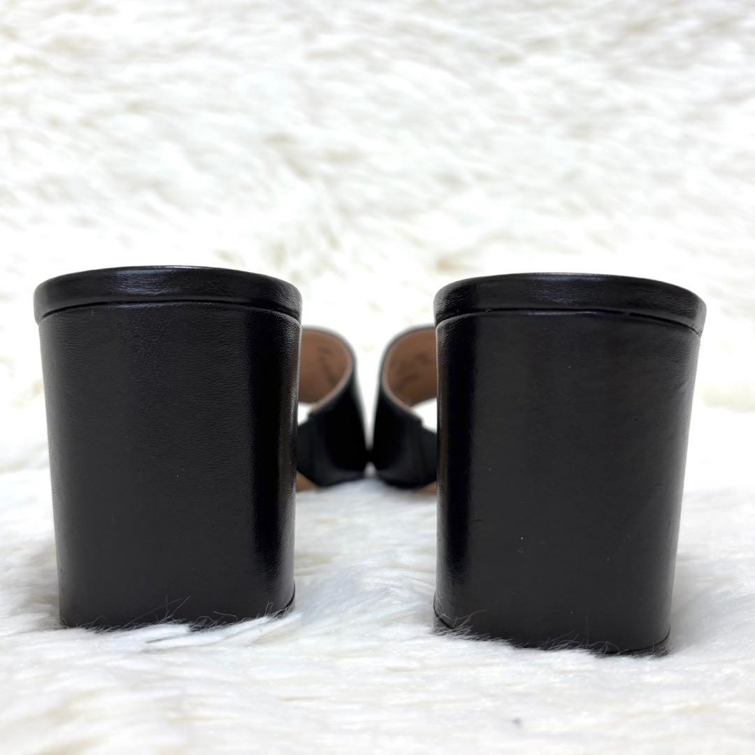 【美品】コーチ　スクエアトゥミュール　ヒール　ロゴ金具　ブラック　23.5cm